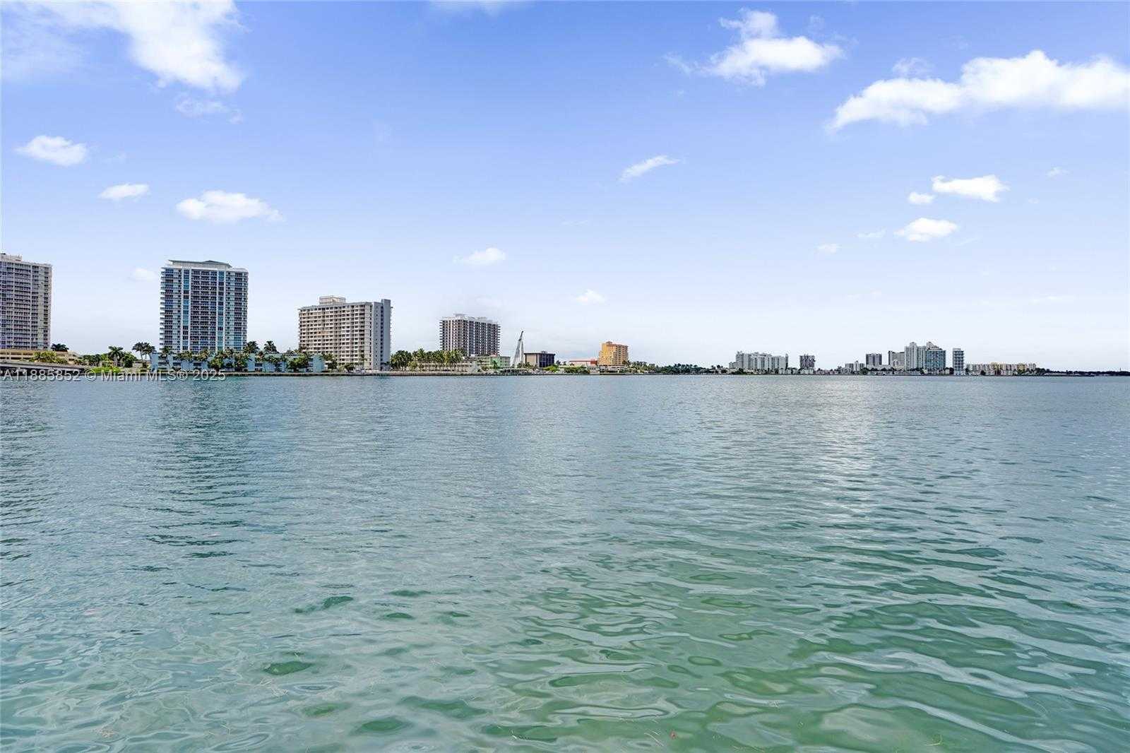 Small Image of 2170 BAY DR #3-19, Miami Beach Number 7