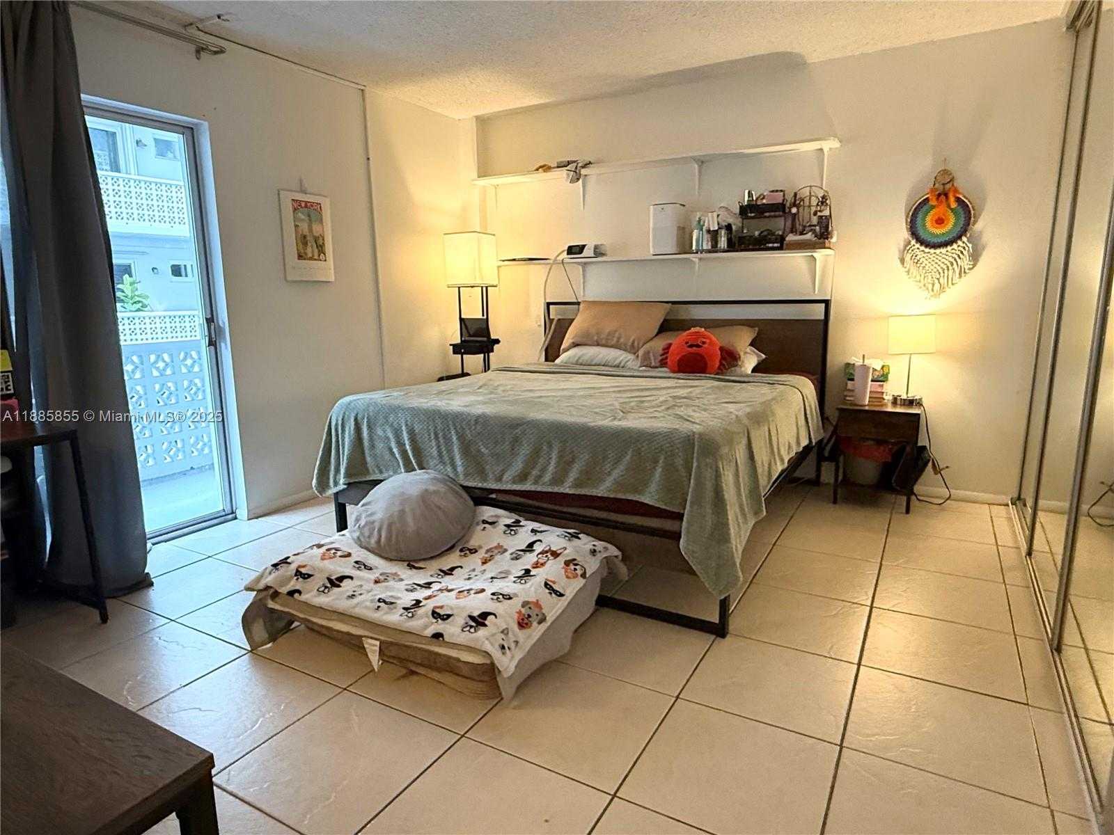 Small Image of 1620 WEST AVE #204, Miami Beach Number 3