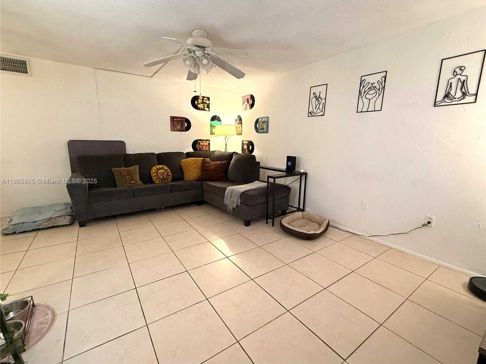 Small Image of 1620 WEST AVE #204, Miami Beach Number 5