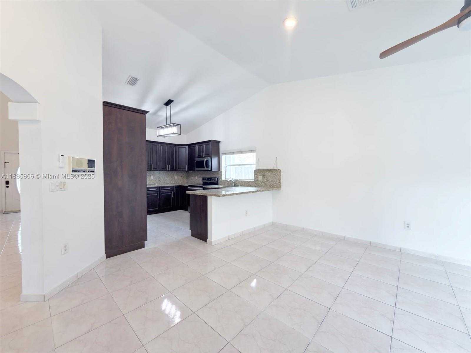 Small Image of 7780 SOUTH WEST 160TH AVE, Miami Number 14