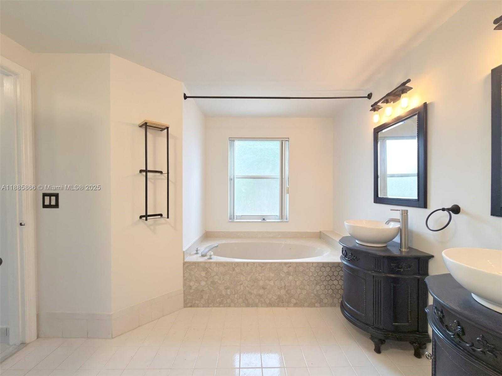 Small Image of 7780 SOUTH WEST 160TH AVE, Miami Number 21