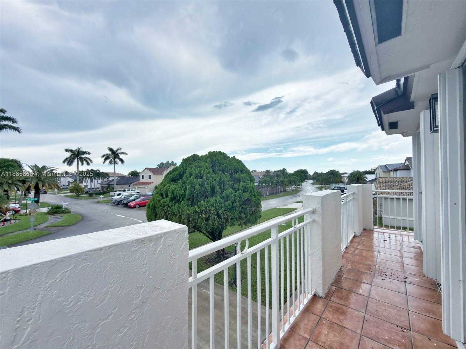 Small Image of 7780 SOUTH WEST 160TH AVE, Miami Number 28