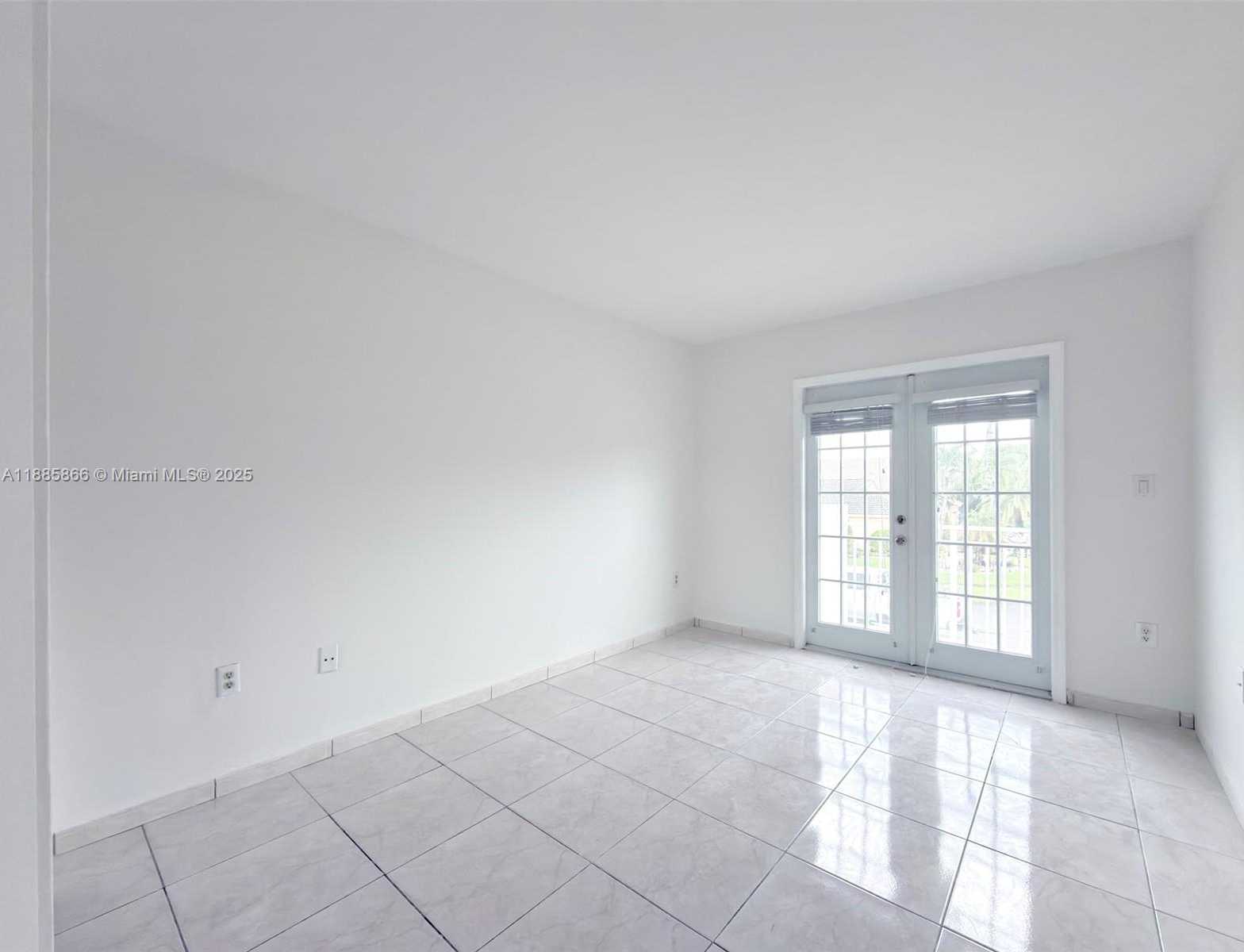 Small Image of 7780 SOUTH WEST 160TH AVE, Miami Number 30