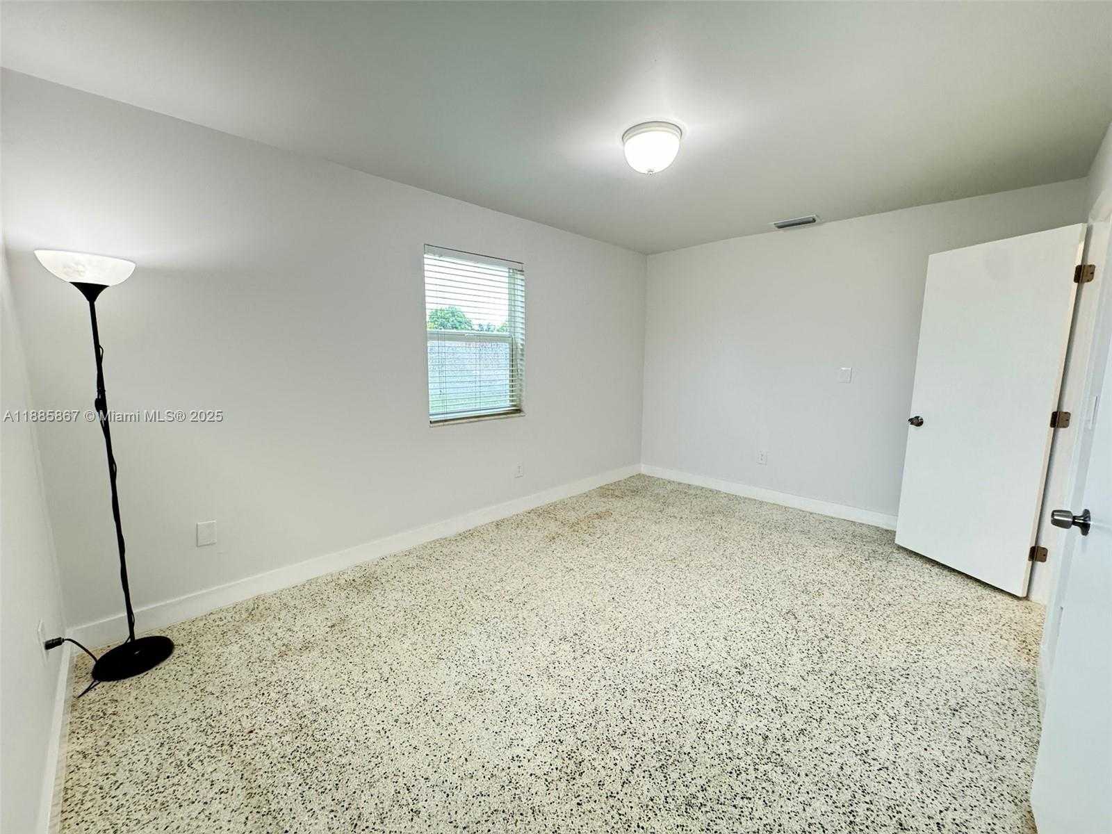 Small Image of 10760 SOUTH WEST 66TH DR #10760, Miami Number 9