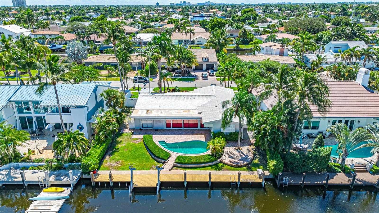 Small Image of 2531 NORTH EAST 47TH ST, Lighthouse Point Number 2