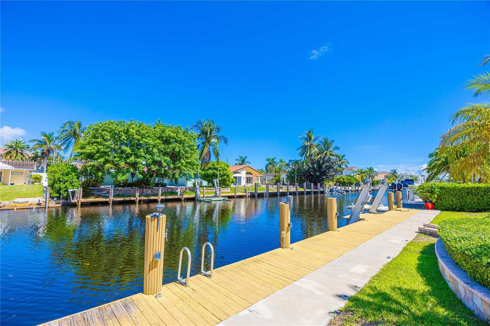 Small Image of 2531 NORTH EAST 47TH ST, Lighthouse Point Number 29