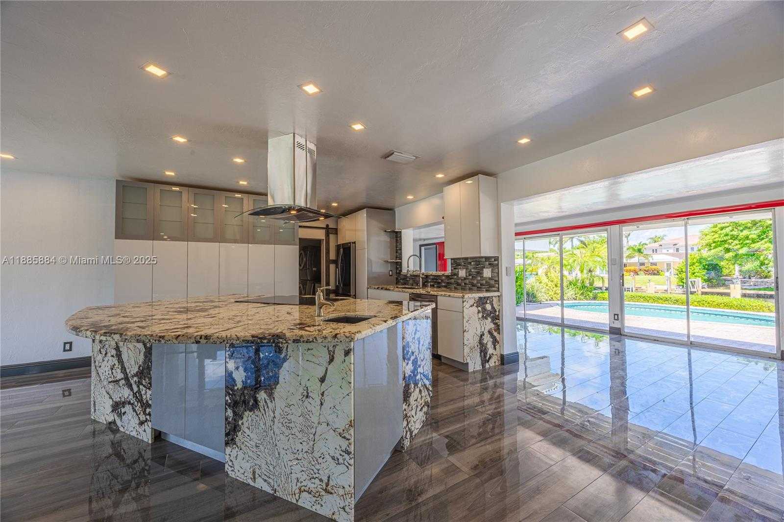 Small Image of 2531 NORTH EAST 47TH ST, Lighthouse Point Number 6