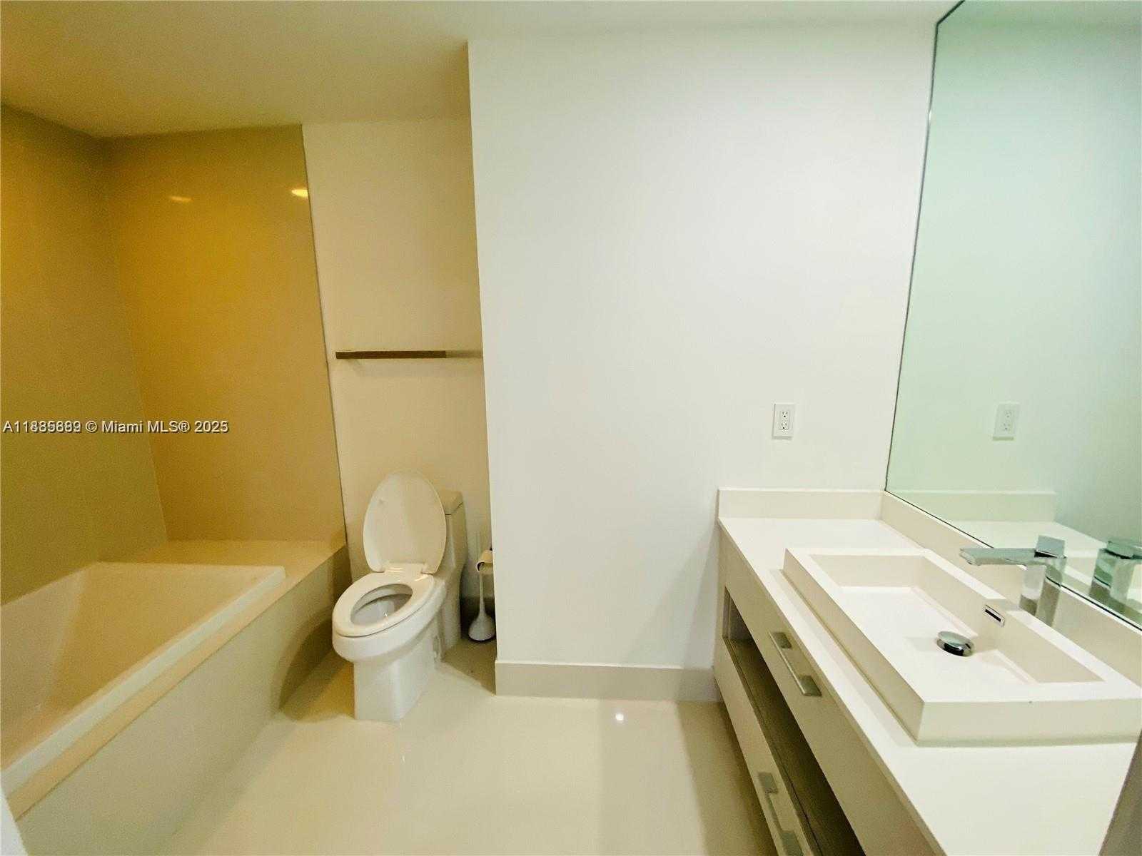 Small Image of 55 SOUTH WEST 9TH ST #3809, Miami Number 14