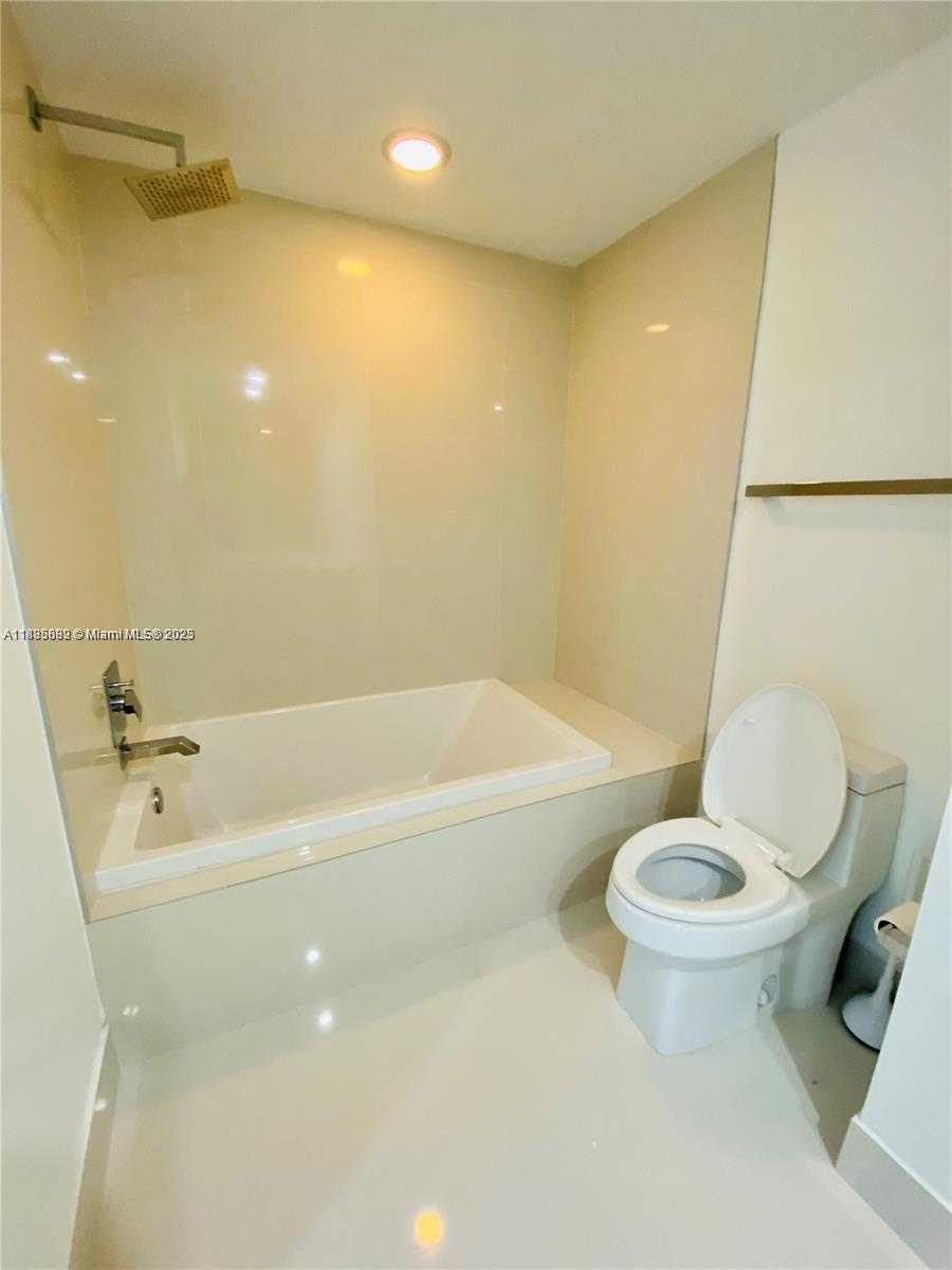 Small Image of 55 SOUTH WEST 9TH ST #3809, Miami Number 15