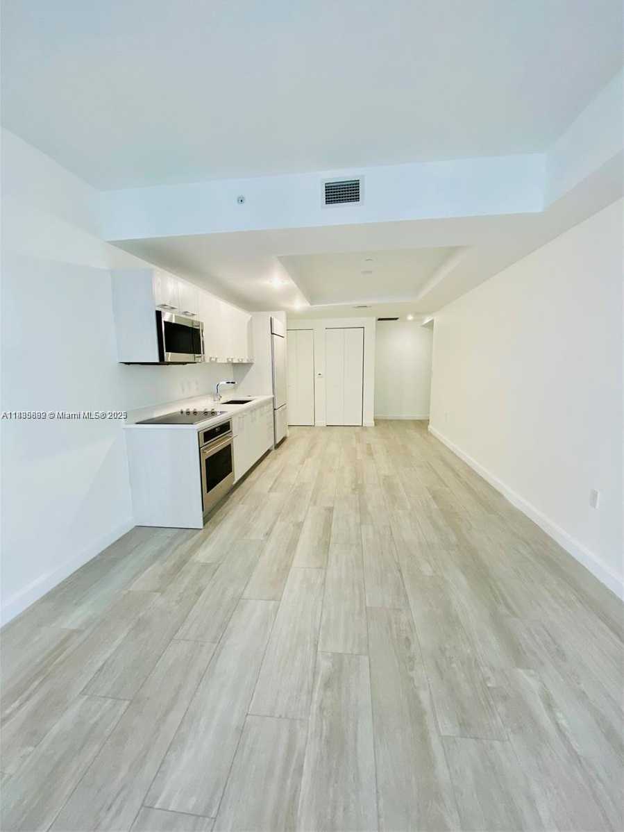 Small Image of 55 SOUTH WEST 9TH ST #3809, Miami Number 8