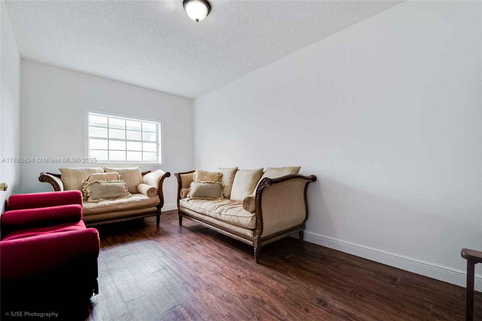Small Image of 12715 SOUTH WEST 96TH TER, Miami Number 18