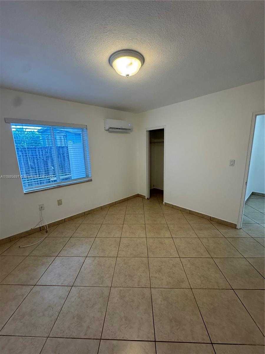 Small Image of 1625 DEWEY ST #2, Hollywood Number 10