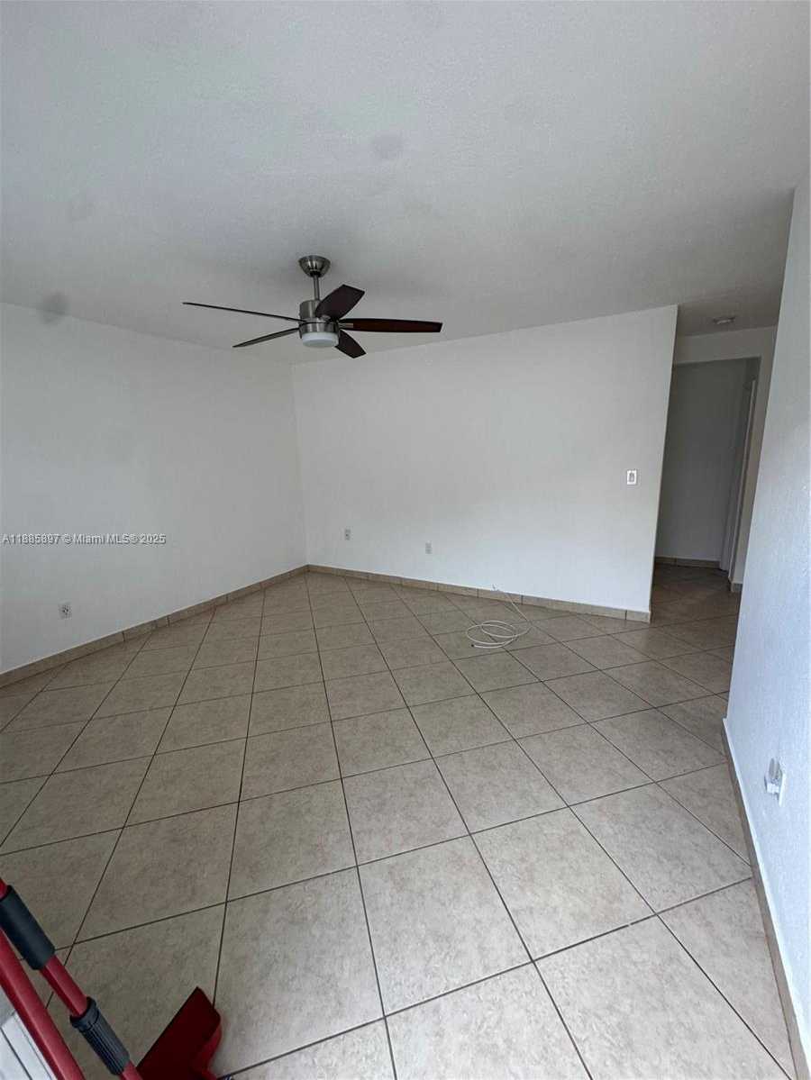 Small Image of 1625 DEWEY ST #2, Hollywood Number 11