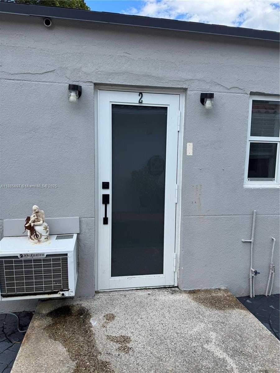 Small Image of 1625 DEWEY ST #2, Hollywood Number 3