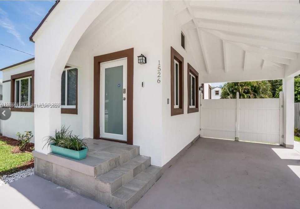 Small Image of 1526 NORTH EAST 110TH ST #A, Miami Number 10