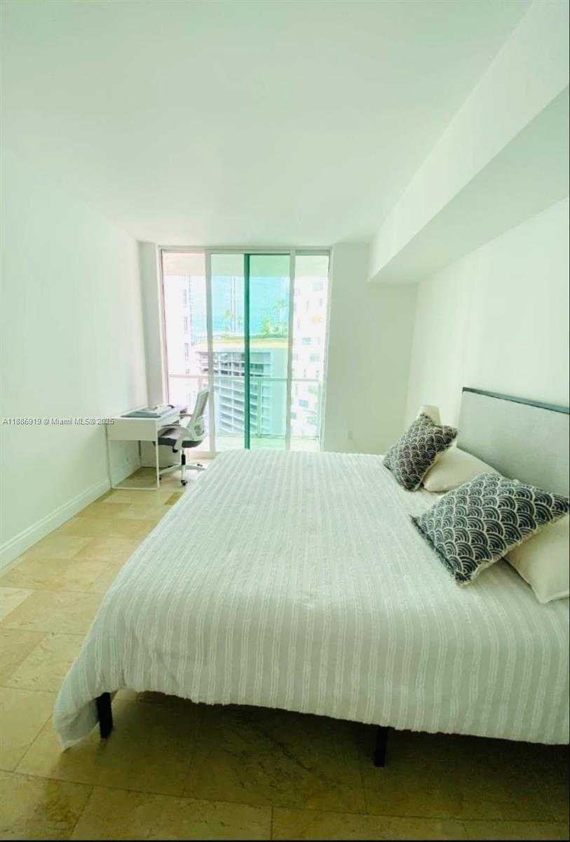 Small Image of 218 SOUTH EAST 14TH ST #1104, Miami Number 4