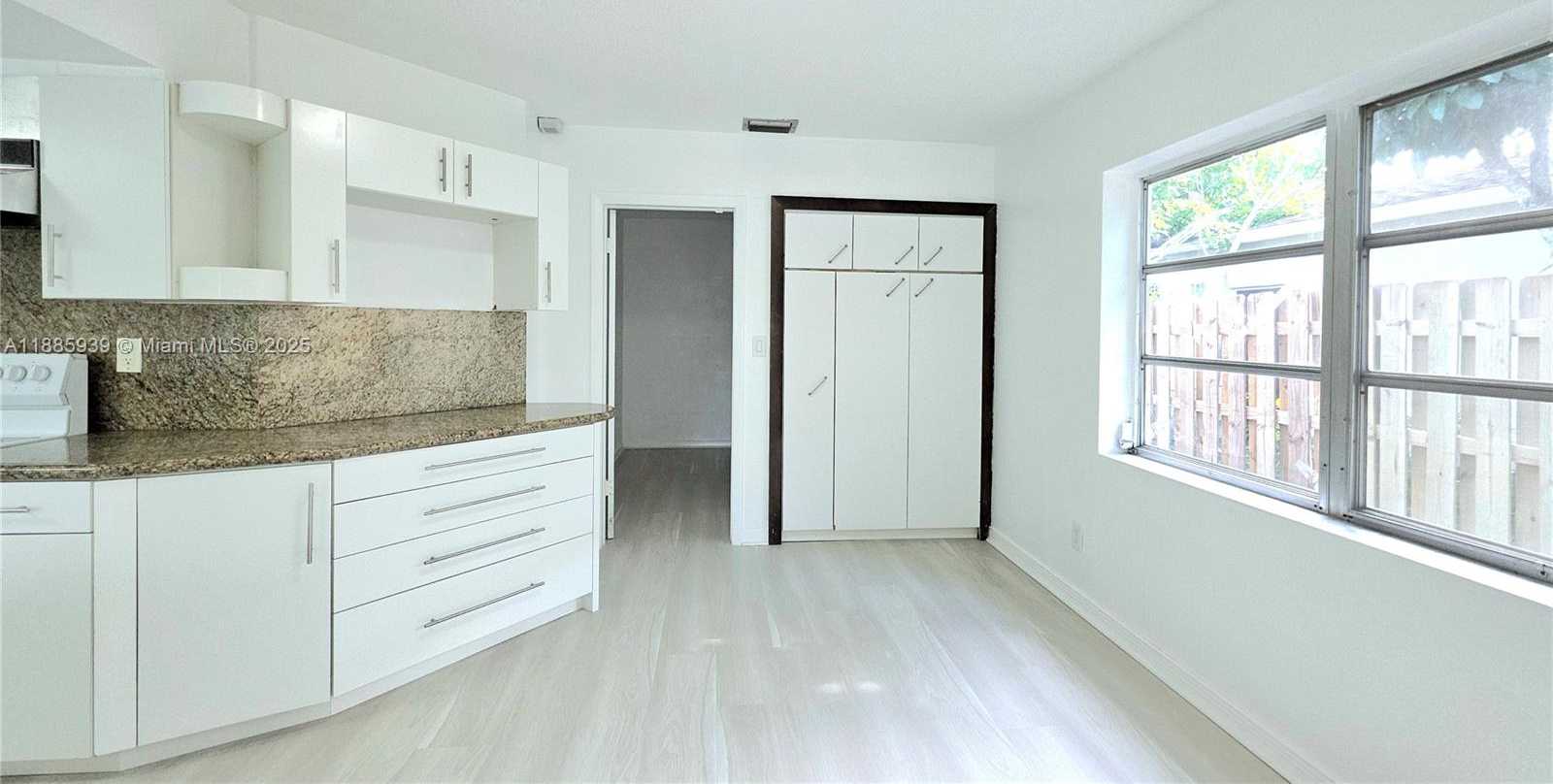 Small Image of 5300 SOUTH WEST 7TH CT, Margate Number 7