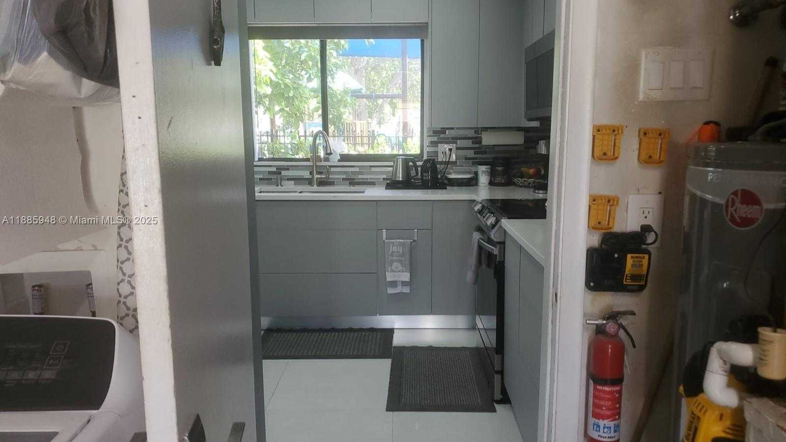 Small Image of 9598 STONES RIVER PARK WAY, Boca Raton Number 13
