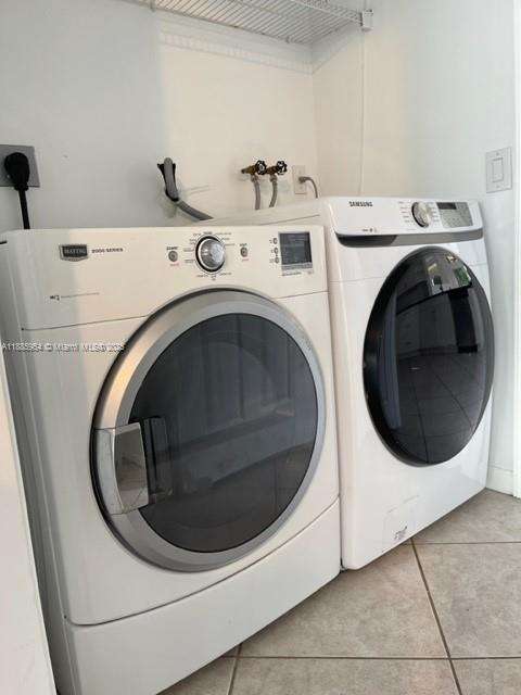 Small Image of 4407 LAUREL RIDGE CIR, Weston Number 17