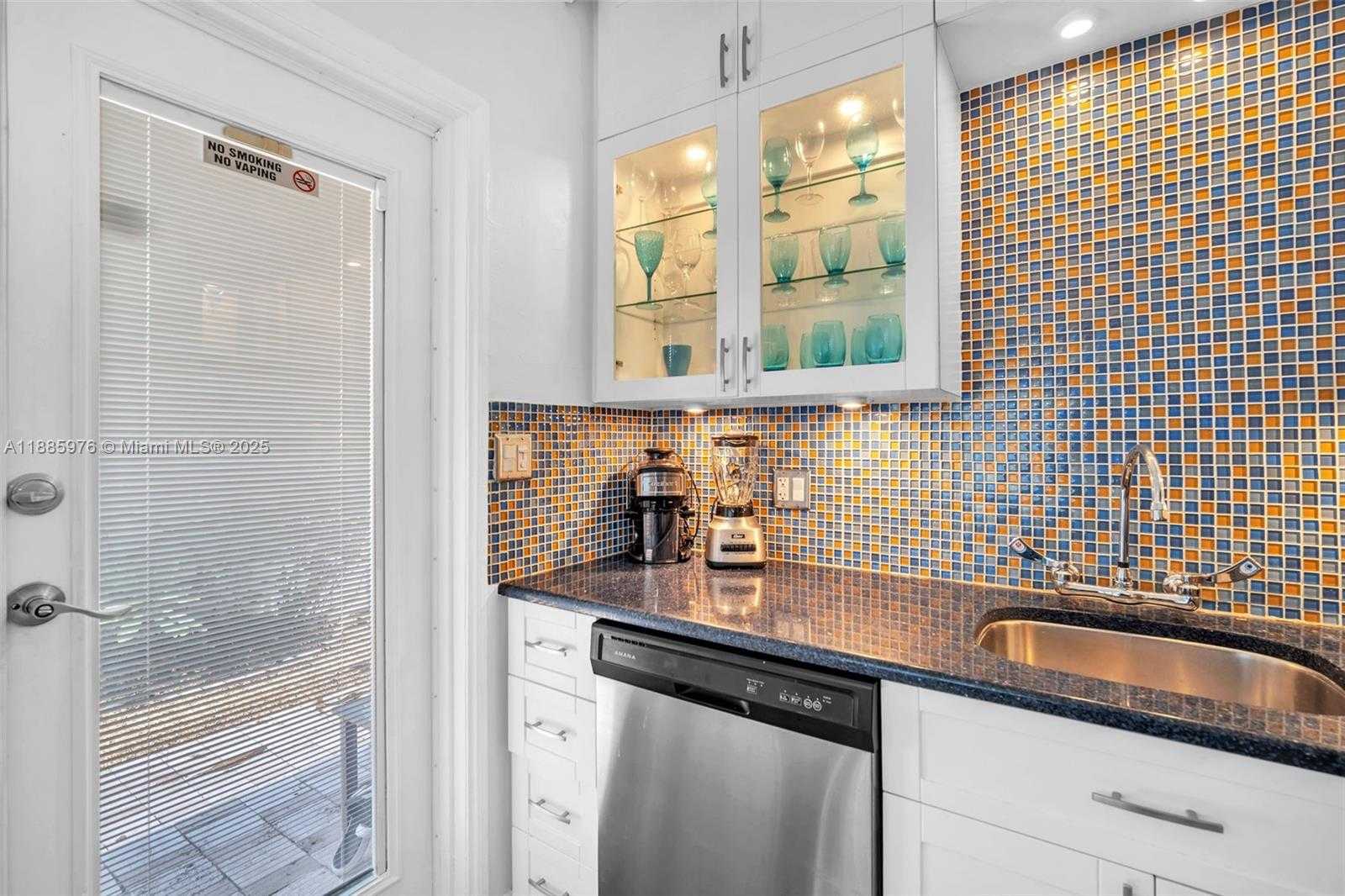 Small Image of 1535 JACKSON ST #1535, Hollywood Number 13