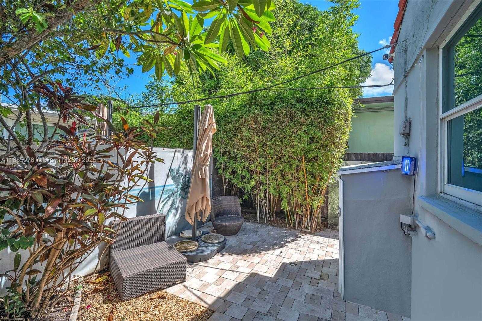 Small Image of 1535 JACKSON ST #1535, Hollywood Number 18