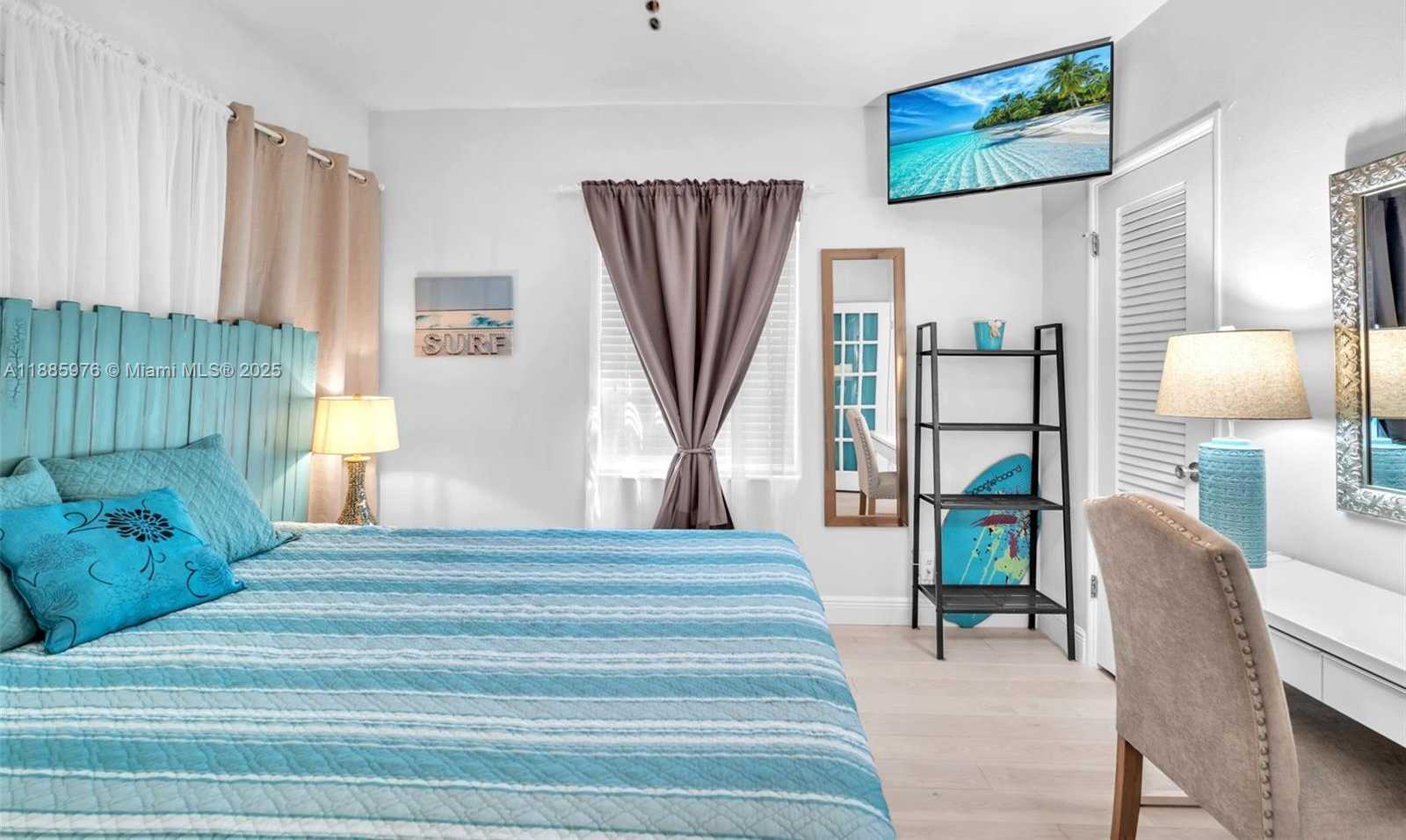 Small Image of 1535 JACKSON ST #1535, Hollywood Number 22