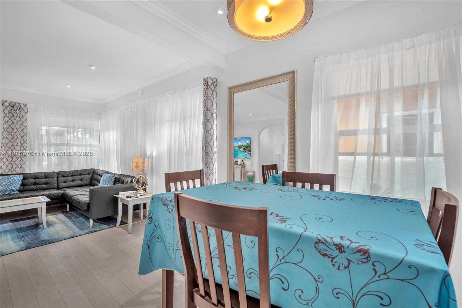 Small Image of 1535 JACKSON ST #1535, Hollywood Number 7