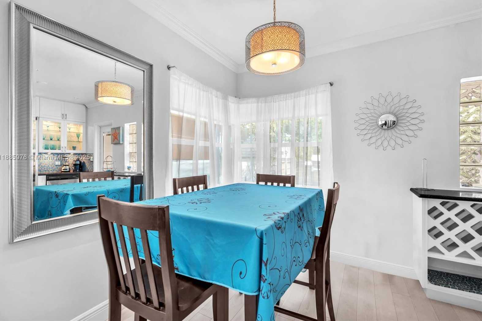 Small Image of 1535 JACKSON ST #1535, Hollywood Number 8