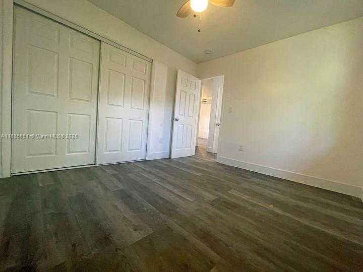 Small Image of 1283 NORTH EAST 109TH ST #2, Miami Number 16
