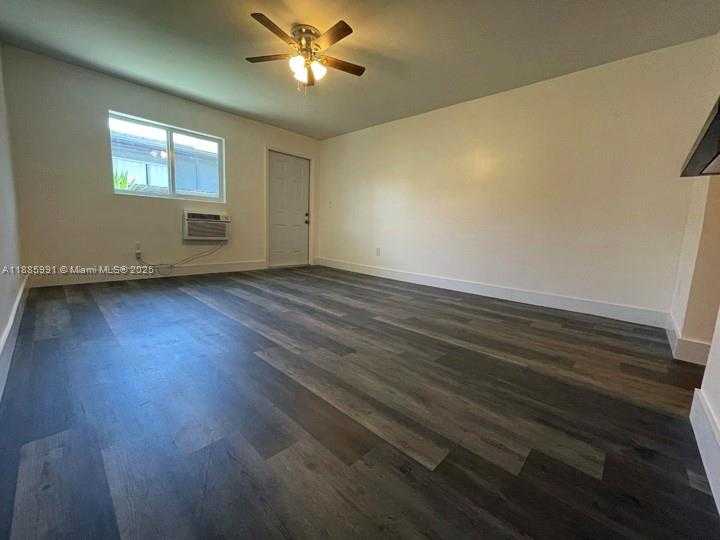 Small Image of 1283 NORTH EAST 109TH ST #2, Miami Number 5