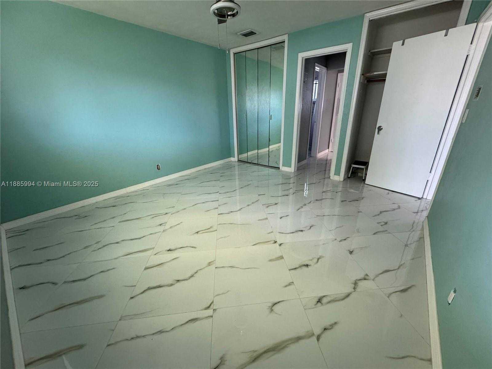 Small Image of 2312 VAN BUREN ST #9, Hollywood Number 7