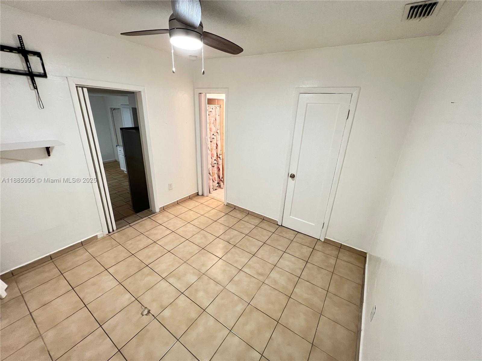 Small Image of 200 WEST 53RD TER #A, Hialeah Number 5