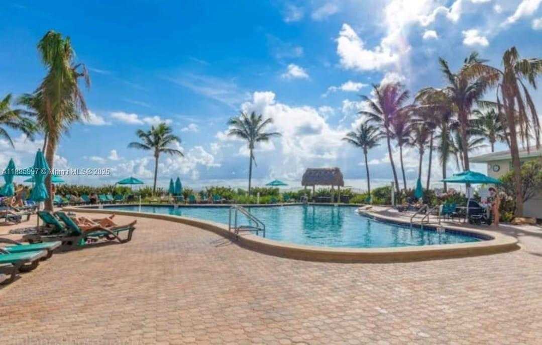 Small Image of 3901 SOUTH OCEAN DR #C2Z, Hollywood Number 2