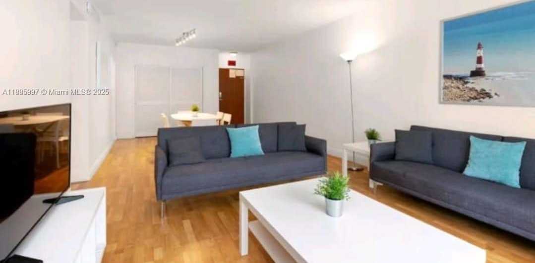 Small Image of 3901 SOUTH OCEAN DR #C2Z, Hollywood Number 5