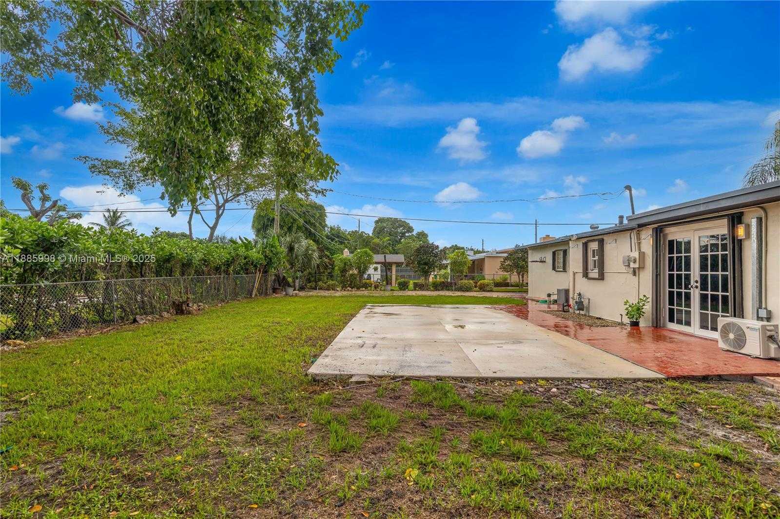 Small Image of 8645 SOUTH WEST 128TH ST #8645, Miami Number 23