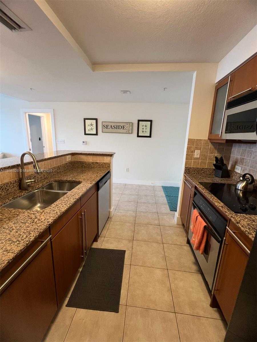 Small Image of 2080 SOUTH OCEAN DR #PH6, Hallandale Beach Number 4