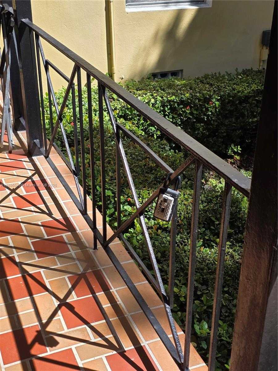 Small Image of 8024 HARDING AVE #1, Miami Beach Number 12
