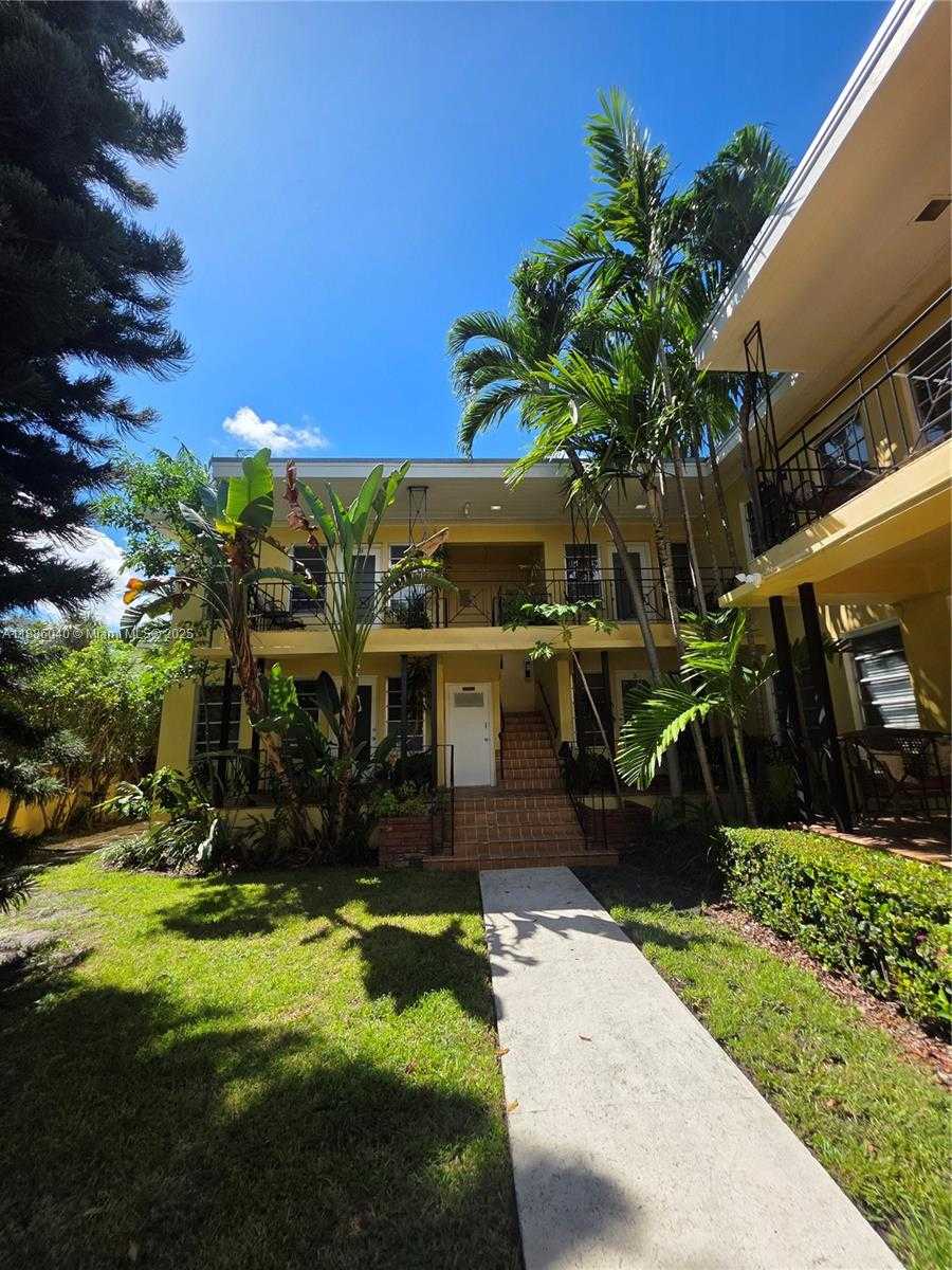 Small Image of 8024 HARDING AVE #1, Miami Beach Number 21