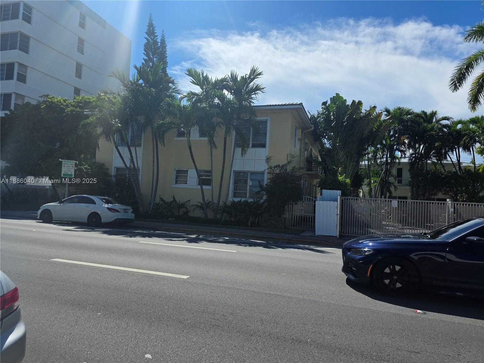 Small Image of 8024 HARDING AVE #1, Miami Beach Number 37