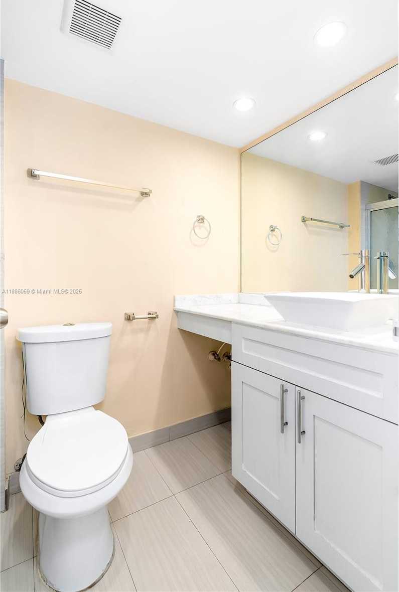 Small Image of 250 174TH ST #1008, Sunny Isles Beach Number 28