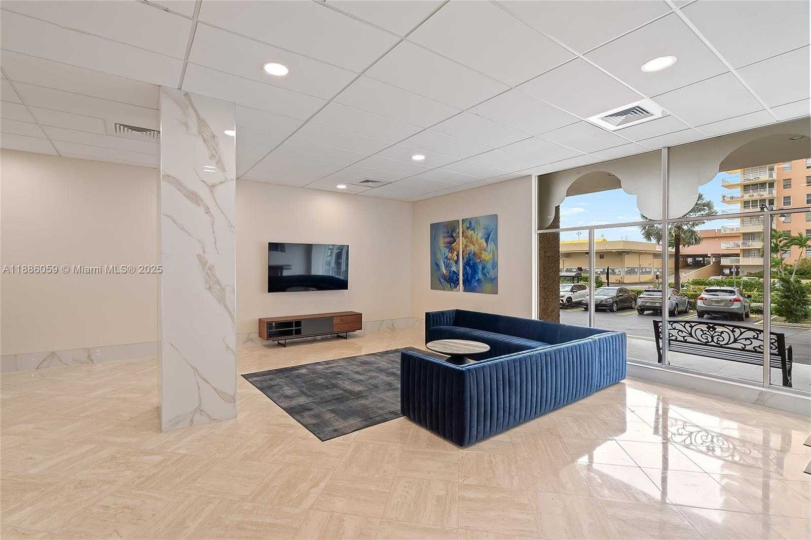 Small Image of 250 174TH ST #1008, Sunny Isles Beach Number 4