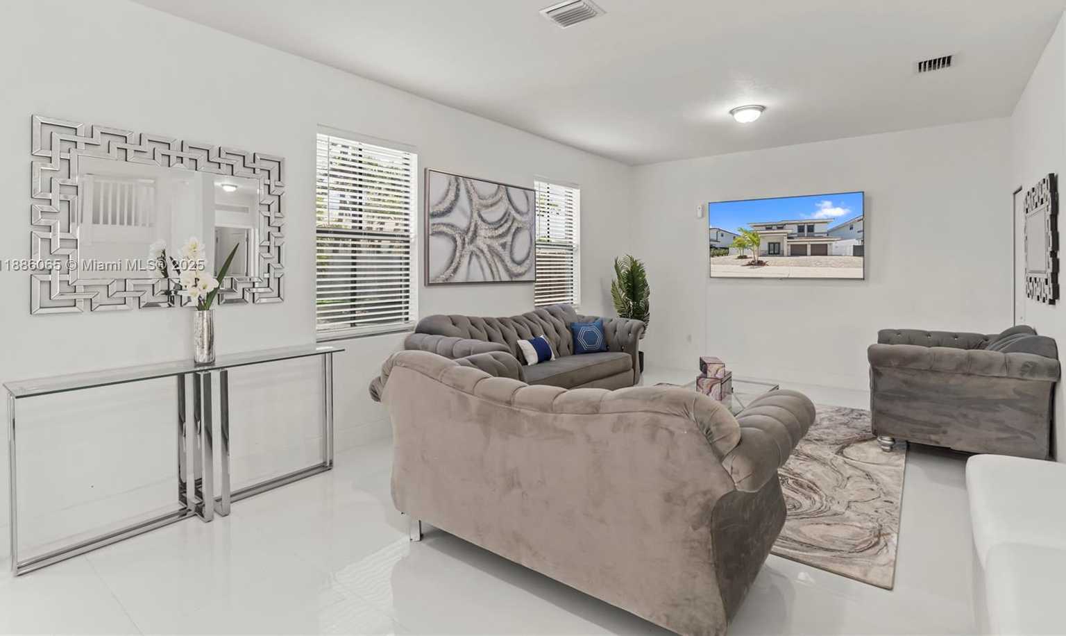 Small Image of 14841 SOUTH WEST 39TH TER, Miami Number 24