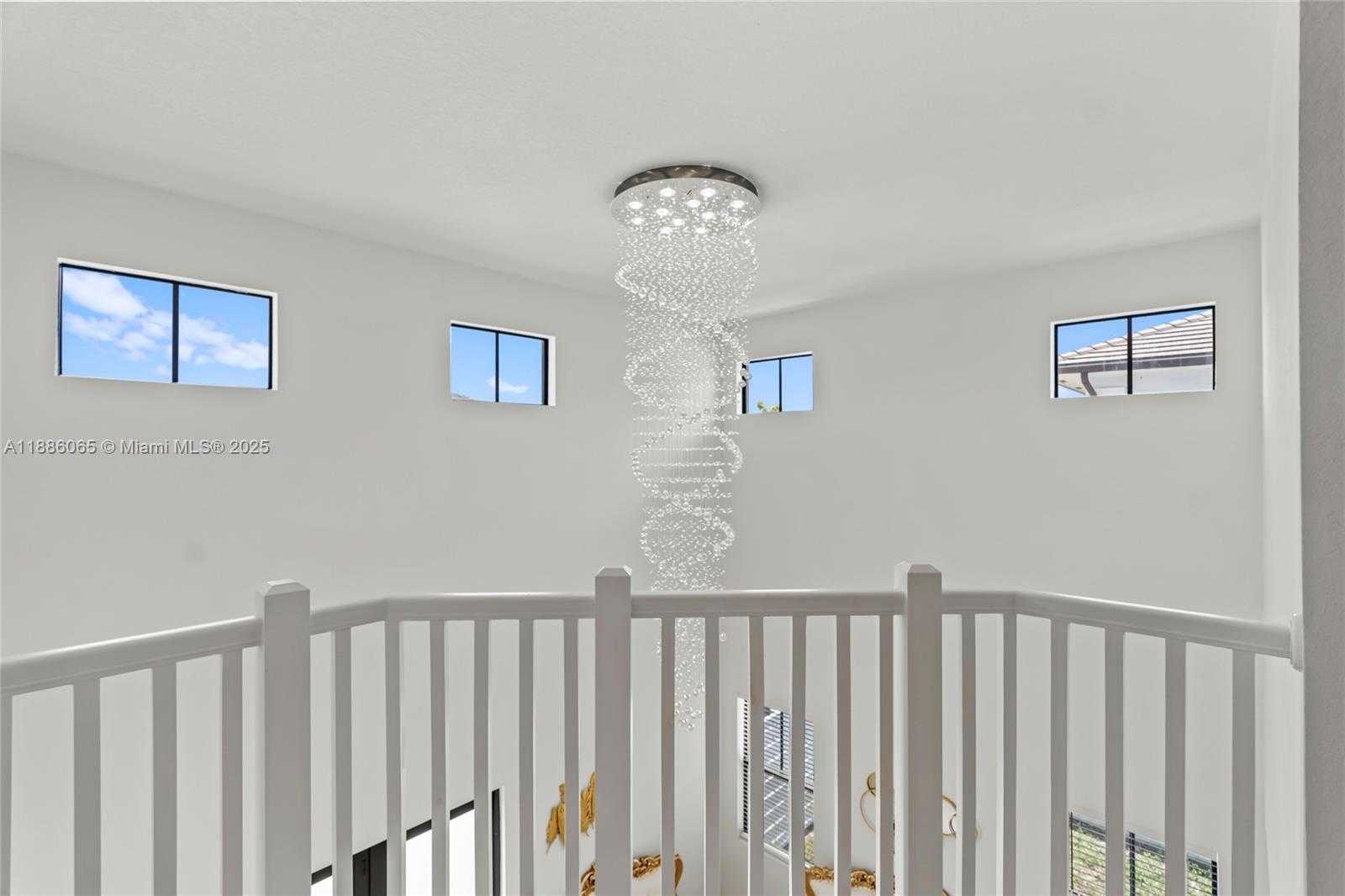 Small Image of 14841 SOUTH WEST 39TH TER, Miami Number 34