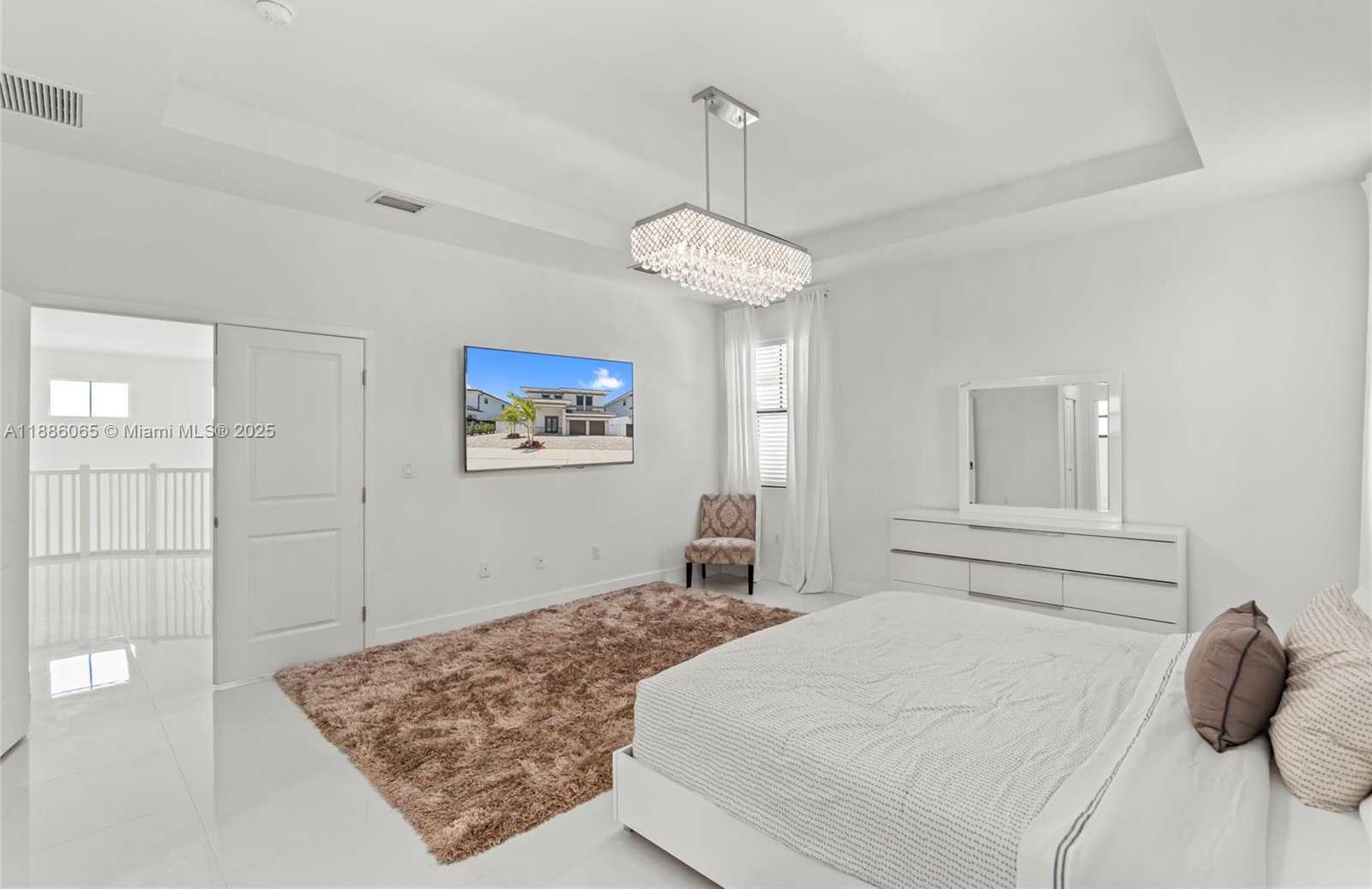Small Image of 14841 SOUTH WEST 39TH TER, Miami Number 38