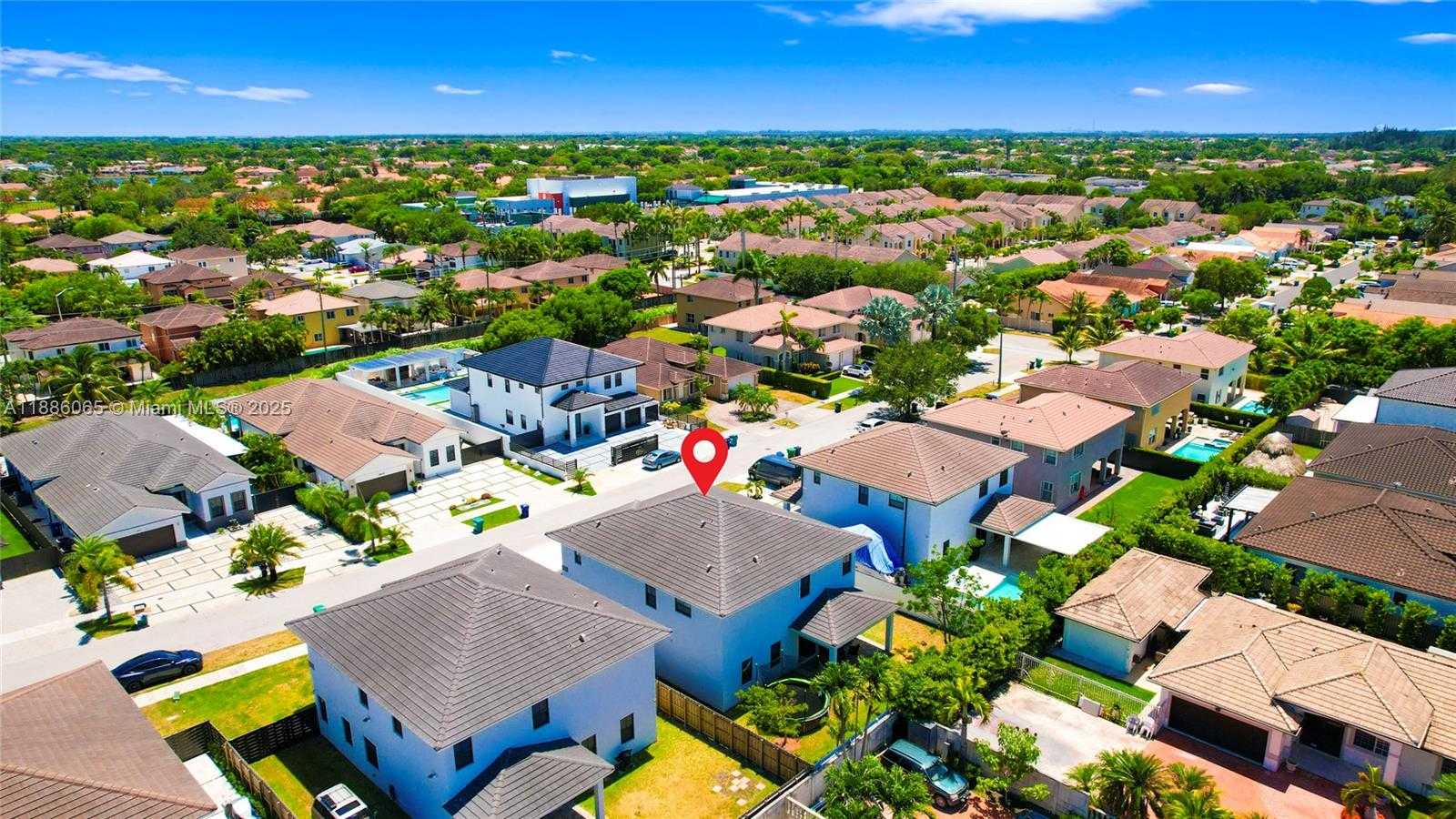 Small Image of 14841 SOUTH WEST 39TH TER, Miami Number 56