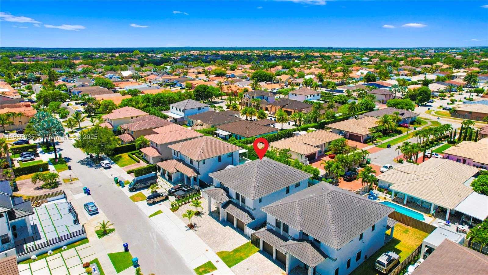 Small Image of 14841 SOUTH WEST 39TH TER, Miami Number 57