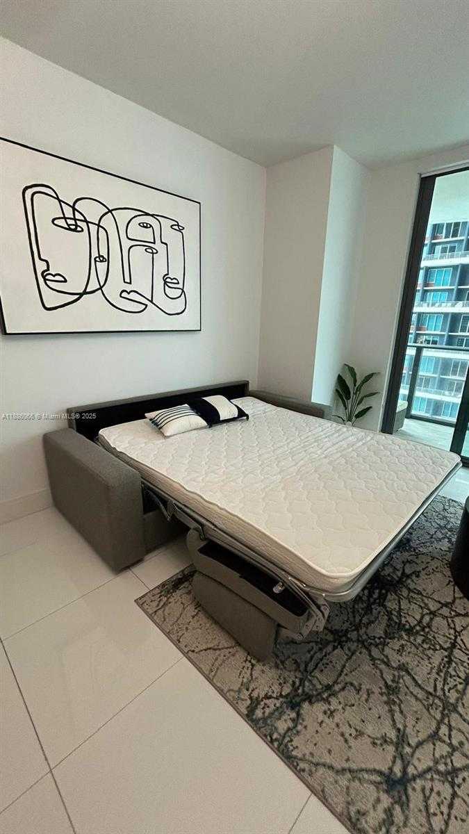 Small Image of 1300 SOUTH MIAMI AVE #2208, Miami Number 5