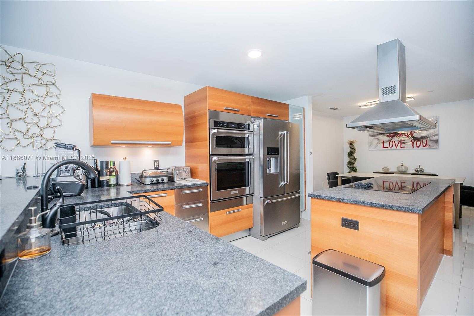 Small Image of 2950 NORTH EAST 188TH ST #124, Aventura Number 5