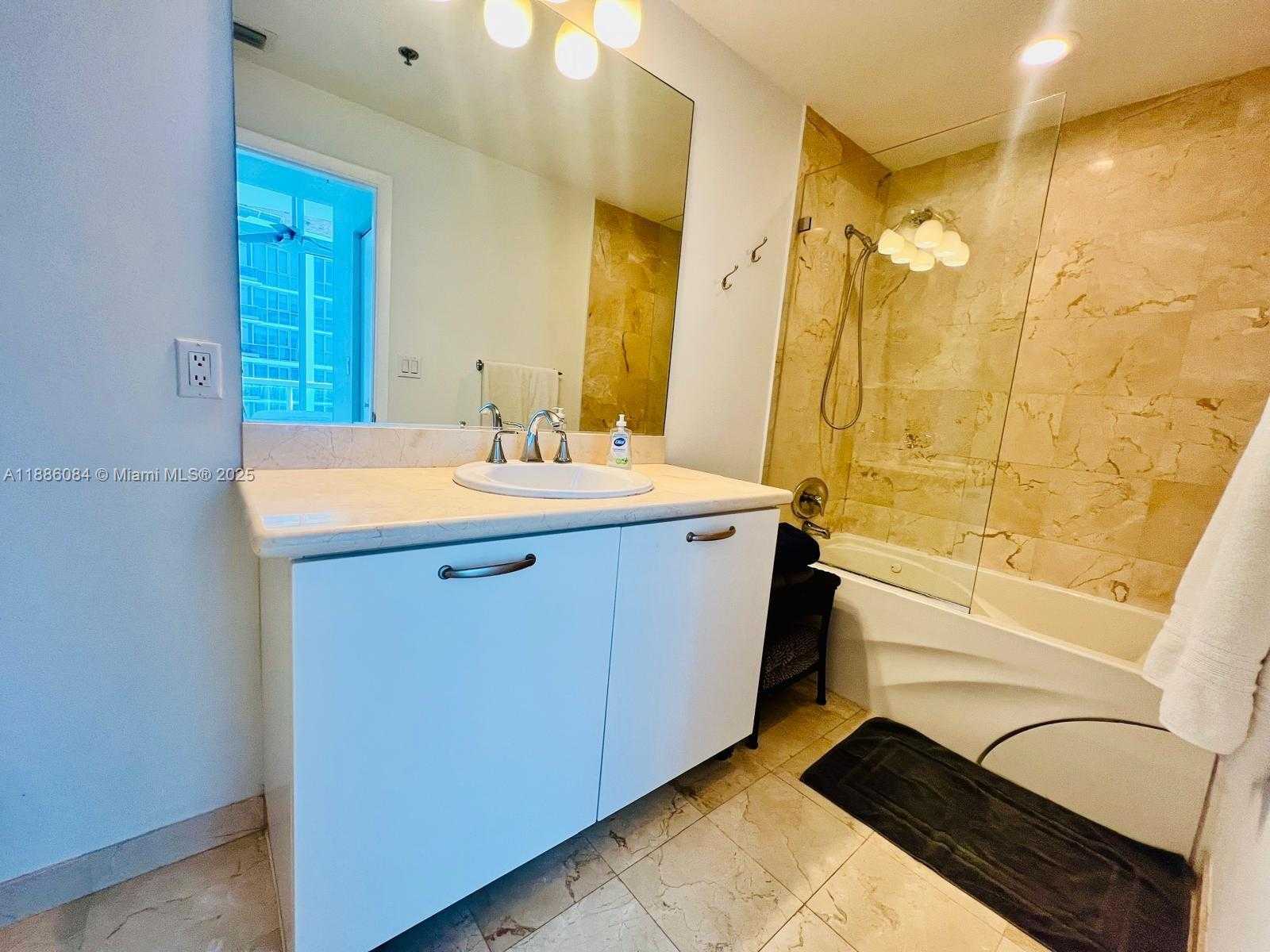 Small Image of 6515 COLLINS AVE #1801, Miami Beach Number 12