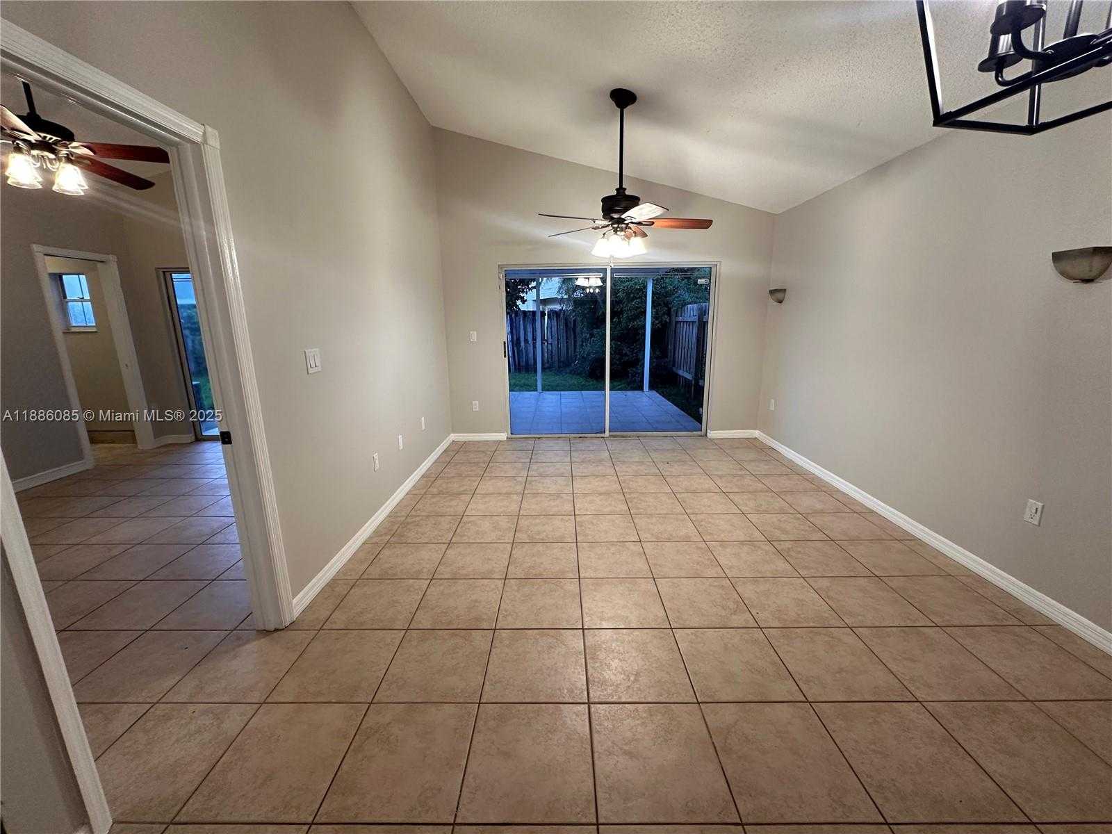 Small Image of 12781 SOUTH WEST 146TH LN, Miami Number 13